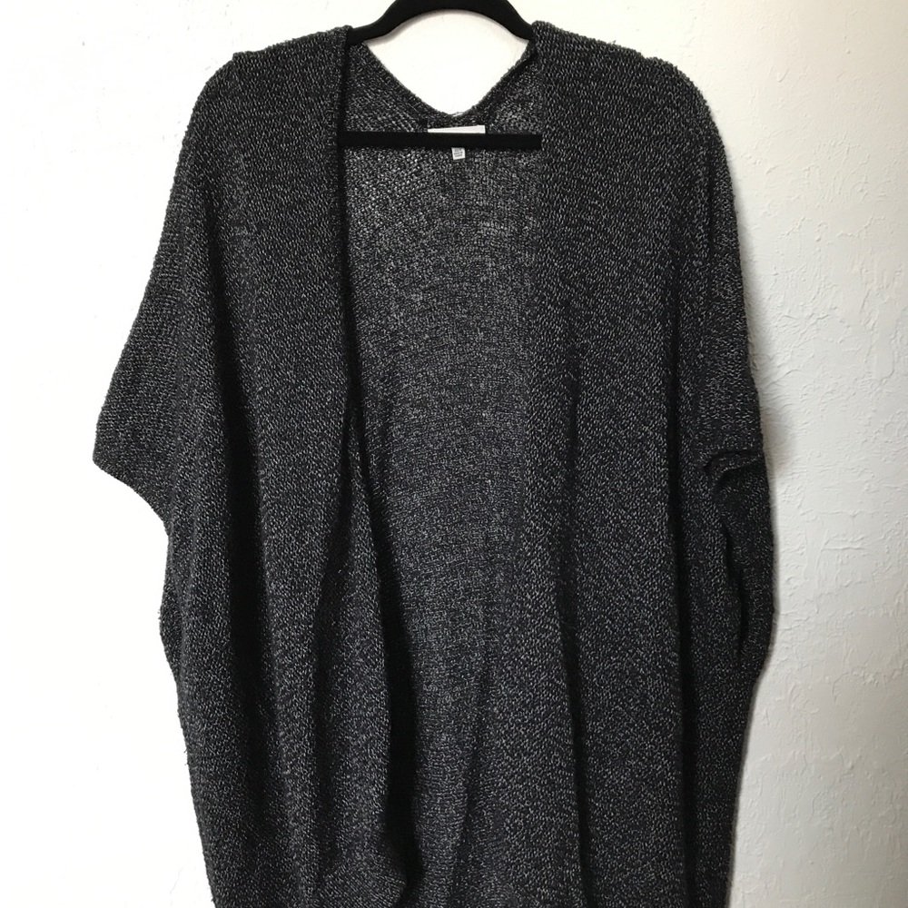 Aritzia Community Ionic Cape